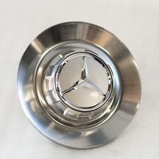 ORIGINAL Mercedes-AMG Radmitellenkappe in Silber für C63s/E63s/CLS63s (OEM) ORIGINAL Mercedes-AMG Radmitellenkappe in Silber für C63s/E63s/CLS63s (OEM)