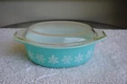 Vtg Pyrex Snowflake Turquoise Oval Casserole Compatibles 043 1 1/2 qt with Lid