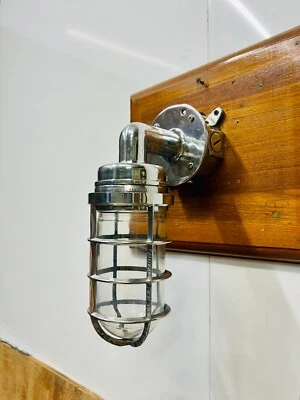 Applique murale nautique ancienne marine marine en aluminium brillant de coll... - Photo 1/4
