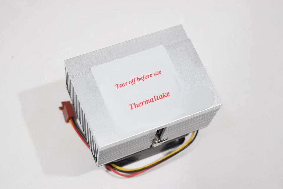 Thermaltake Volcano CPU Cooling Fan Heatsink 3PIN Multi-Socket: A/462/370/7 NEW! - Image 2 of 4