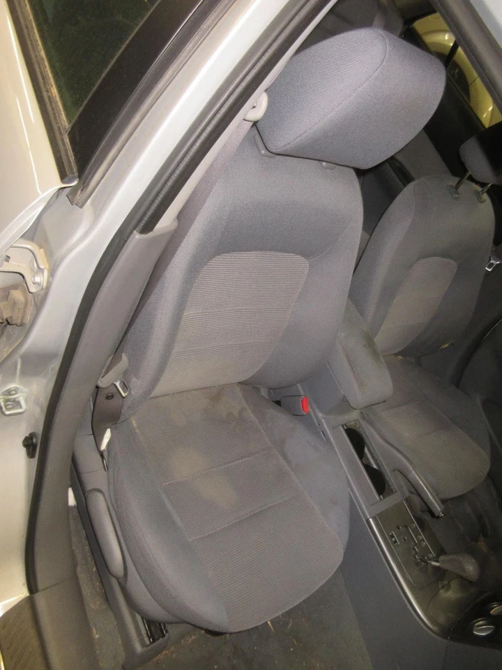 Used Front Left Door Assembly Front fits: 2005 Mazda 6 electric Front Left Grade Foto 2 de 4