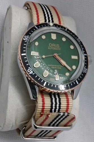 Oris Divers Sixty-Five Automatic Green Dial Men's Swiss Made W...