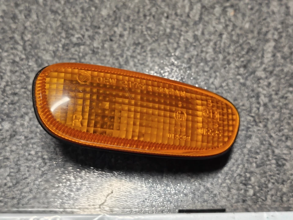 Par de luces intermitentes para guardabarros Outback RS Subaru Impreza 1993-2001 Outback RS Foto 3 de 4