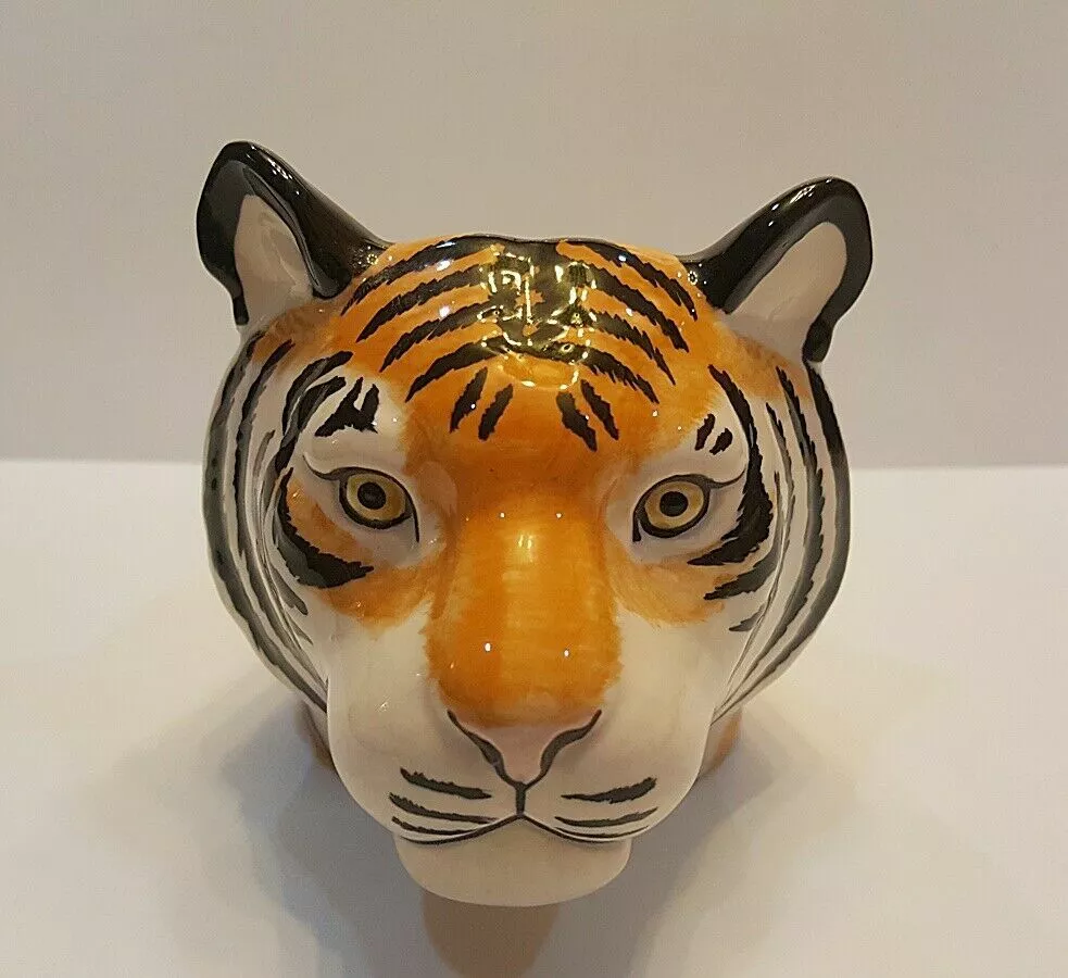 Bengal Tiger Running 3D Printed Miniature Figurine 