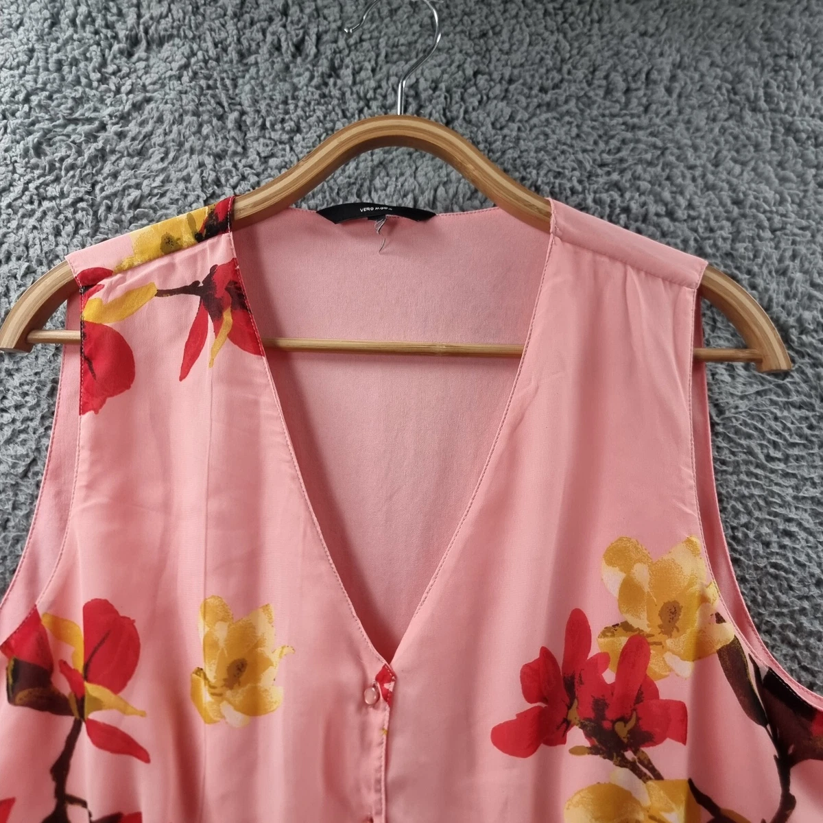 Vero Moda Top Womens Blouse Size 16 Pink Red Yellow Floral Sleeveless V-Neck
