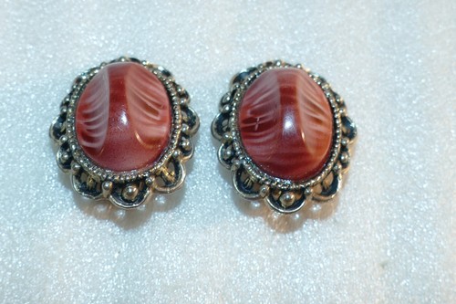 Vintage Large Clip Earrings Faux Marble Swirl Statement Fashion Maroon Burgundy - Picture 8 of 9