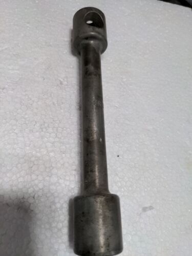 65 to 80 ROLLS ROYCE SILVER SHADOW WRAITH WHEEL lug tool - Picture 1 of 3