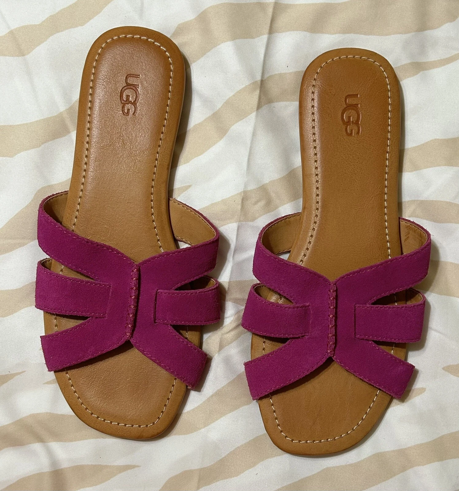 Sandali classici a scorrimento piatto UGG donna pelle scamosciata viola rosa taglia 8 EXC