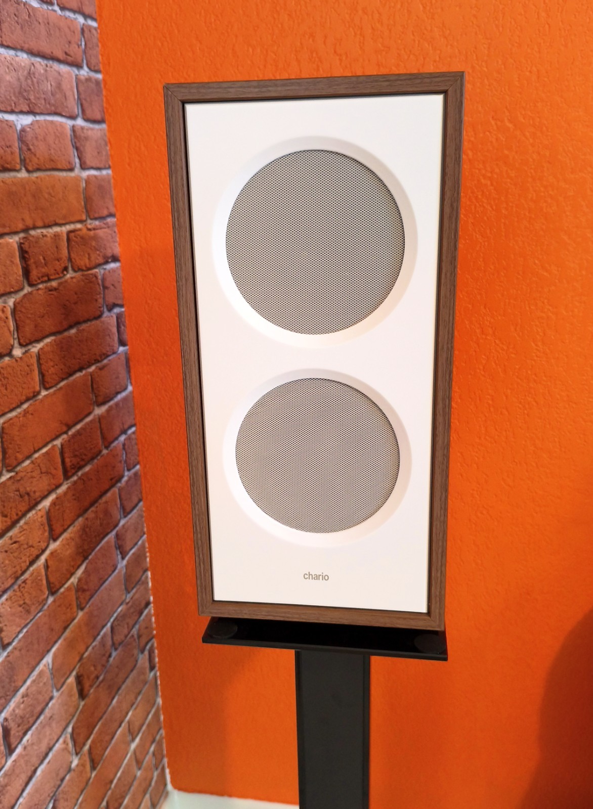 Enceintes Chario Seconda artisanales pour une expérience audiophile pure