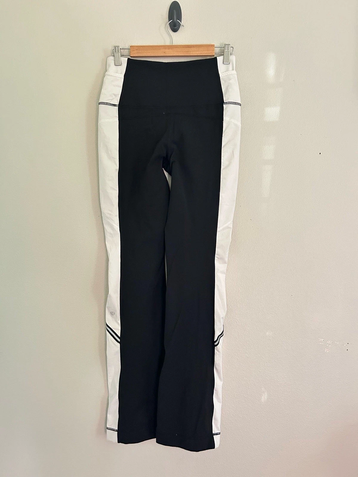 Lululemon Run Ice Queen Pant Black Polar Cream Tight Reflective Size 8 Bootcut