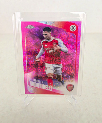 Topps Chrome UCC 2026 | Gabriel Martinelli Pink 001/250 Arsenal FC | Bookend