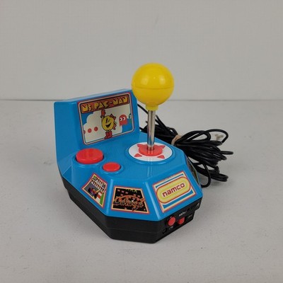 Namco Ms. Pac-Man 5-in-1 TV Plug N Play Arcade Games Joystick Jakks Pacific 2004