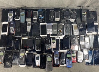 Riesiges Apple Samsung Nokia Sony Huawei Handy Restposten 90+ defekt ungetestet