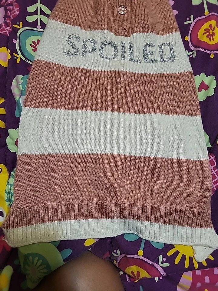 Suéter Vibrant Life Dog Mimado Rosa y Blanco Mascota Talla Mediana Foto 3 de 4