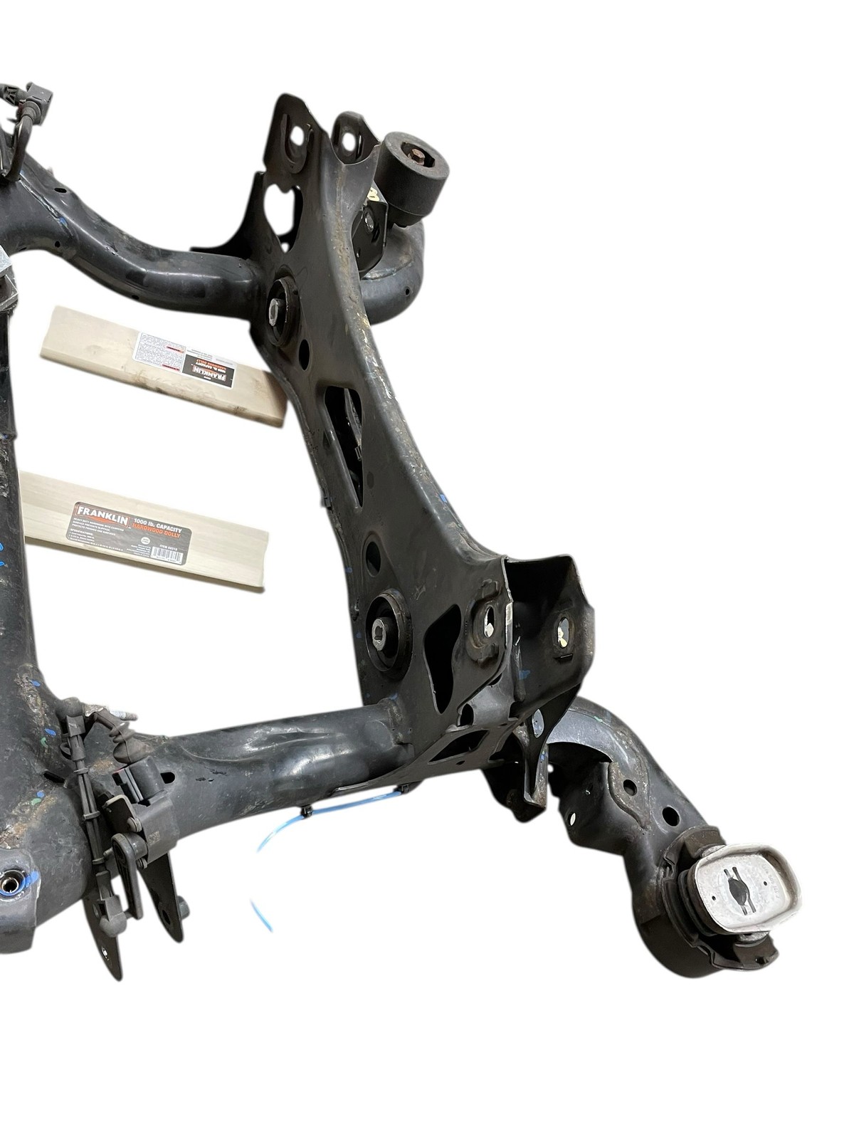 2015-2020 BENTLEY BENTAYGA OEM Rear Suspension Subframe Cross Member