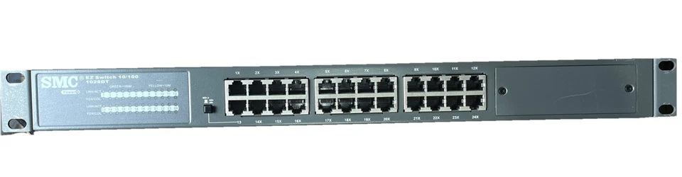 SMC Networks ( SMCGS2401 ) EZ Switch 24-Port Unmanaged Gigabit Ethernet Switch - Image 2 of 4