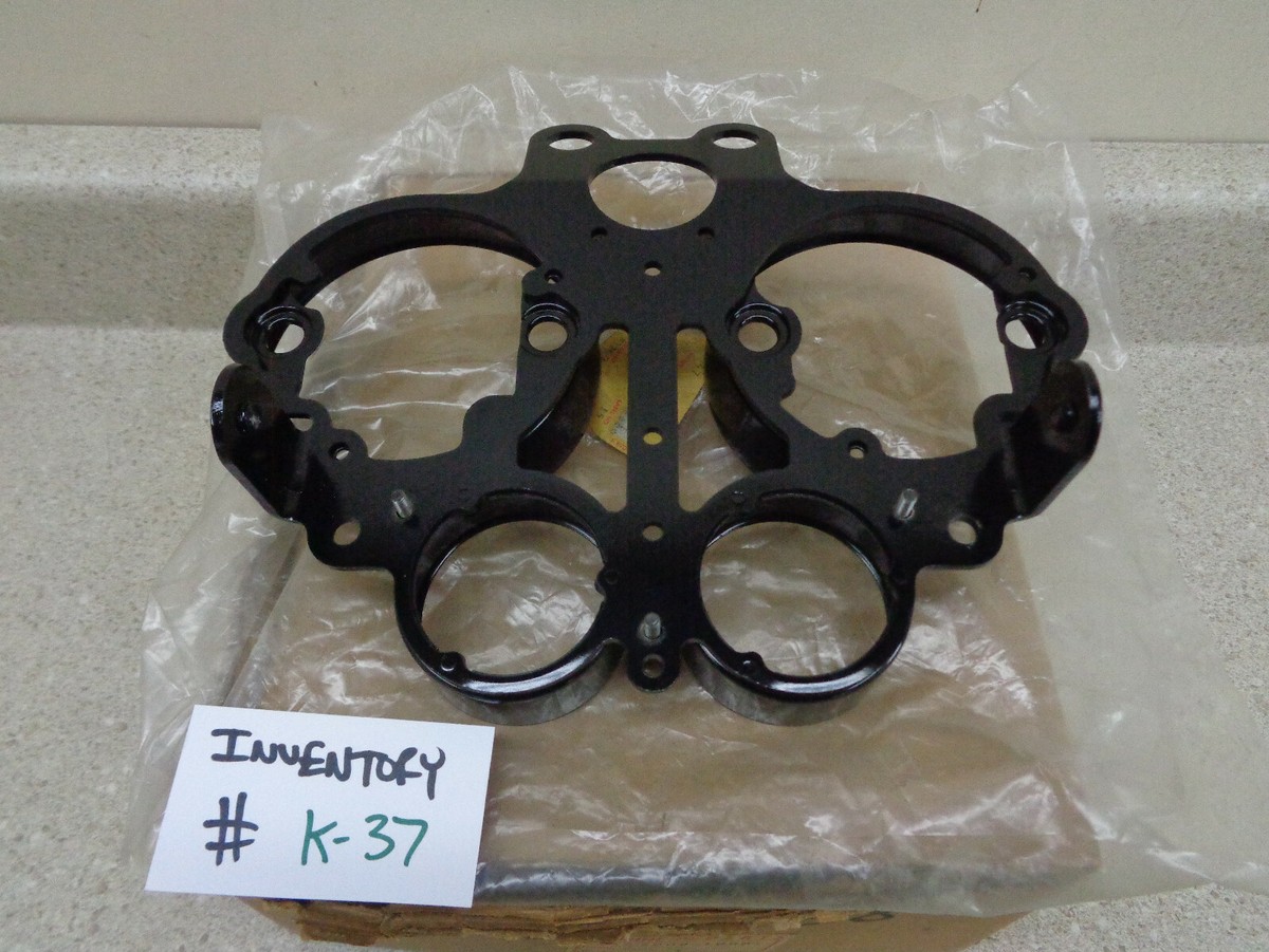 小物 KZ Kawasaki Z1 KZ900 KZ1000 Carb Holder Clamps 92037-077