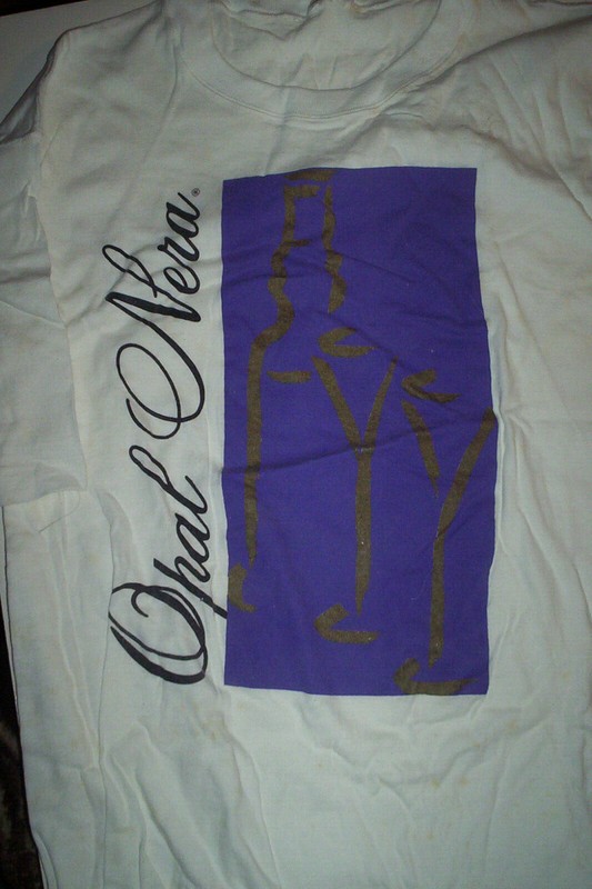 Opal Vera t-shirt white, wine bottle & glass design