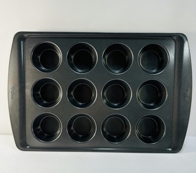 Wilton Non-Stick Muffin / Cupcake Pan NEW