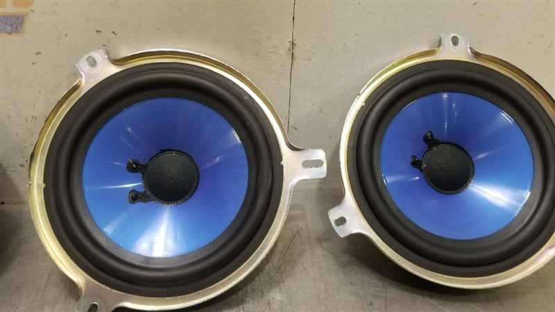 Maserati Levante 2019-2019 Front Speakers Set P/N 6700363680
