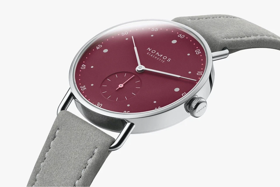 Nomos Metro 33 Hand winding Muted Red Dial 33mm Ladies Watch NEW 1123.SB - Image 2 of 4