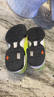 Tennis Shoes like Rafa Nadal Played In Nike Air Max Court