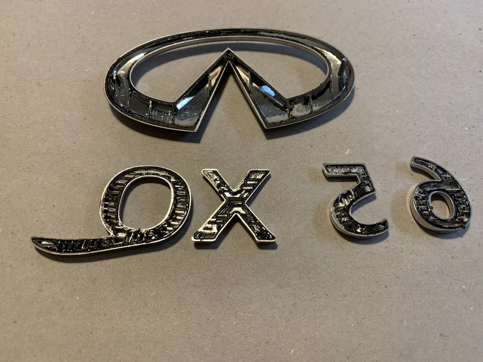 INFINITI QX56 QX 56 2004-2007 TAPA TRASERA CROMO EMBLEMA LOGOTIPO INSIGNIA OEM Foto 3 de 3