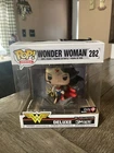 Funko Pop! DC Collection Wonder Woman Deluxe Jim Lee GameStop Exclusive #282