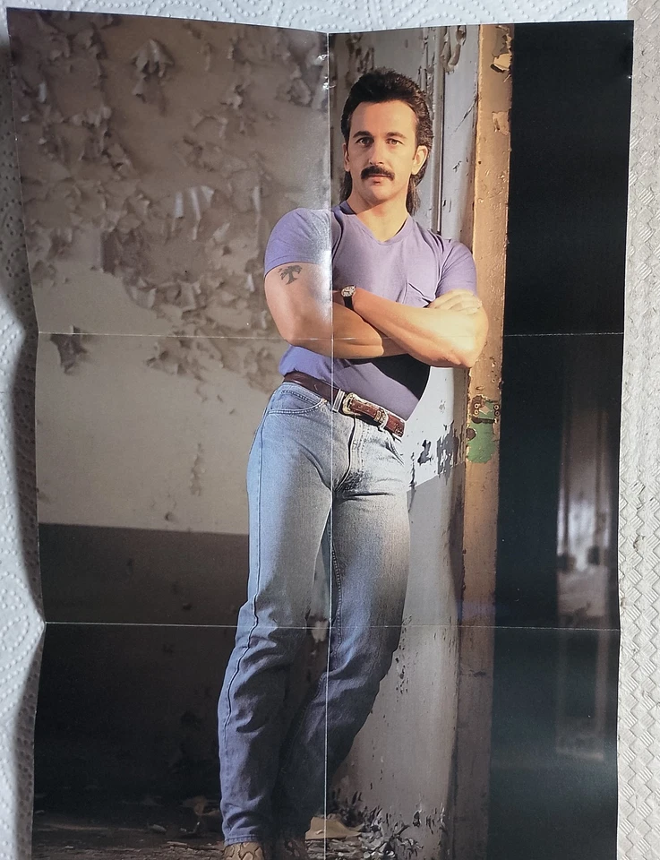 💡 CD - Aaron Tippin – Read Between The Lines ( P. 1992 /Amerik. Country Sänger) - Bild 4 von 4