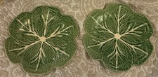 Pair of 2 Green Majolica Cabbage 10.5 Dinner Plates Bordallo Pinheiro Portugal