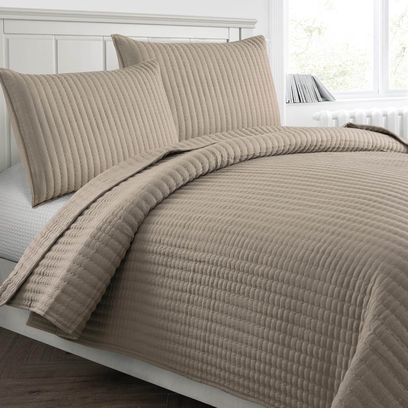 Light Taupe Queen Size Quilt Bedding Sets with Pillowcases,Lightweight for Al...