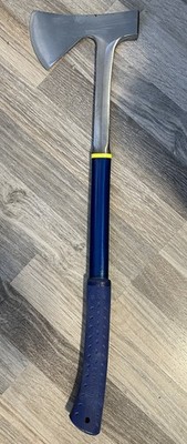 Estwing Campers Axe  - 66 cm Axt  mit blauem Griff und Nylonscheide  MIT ROST