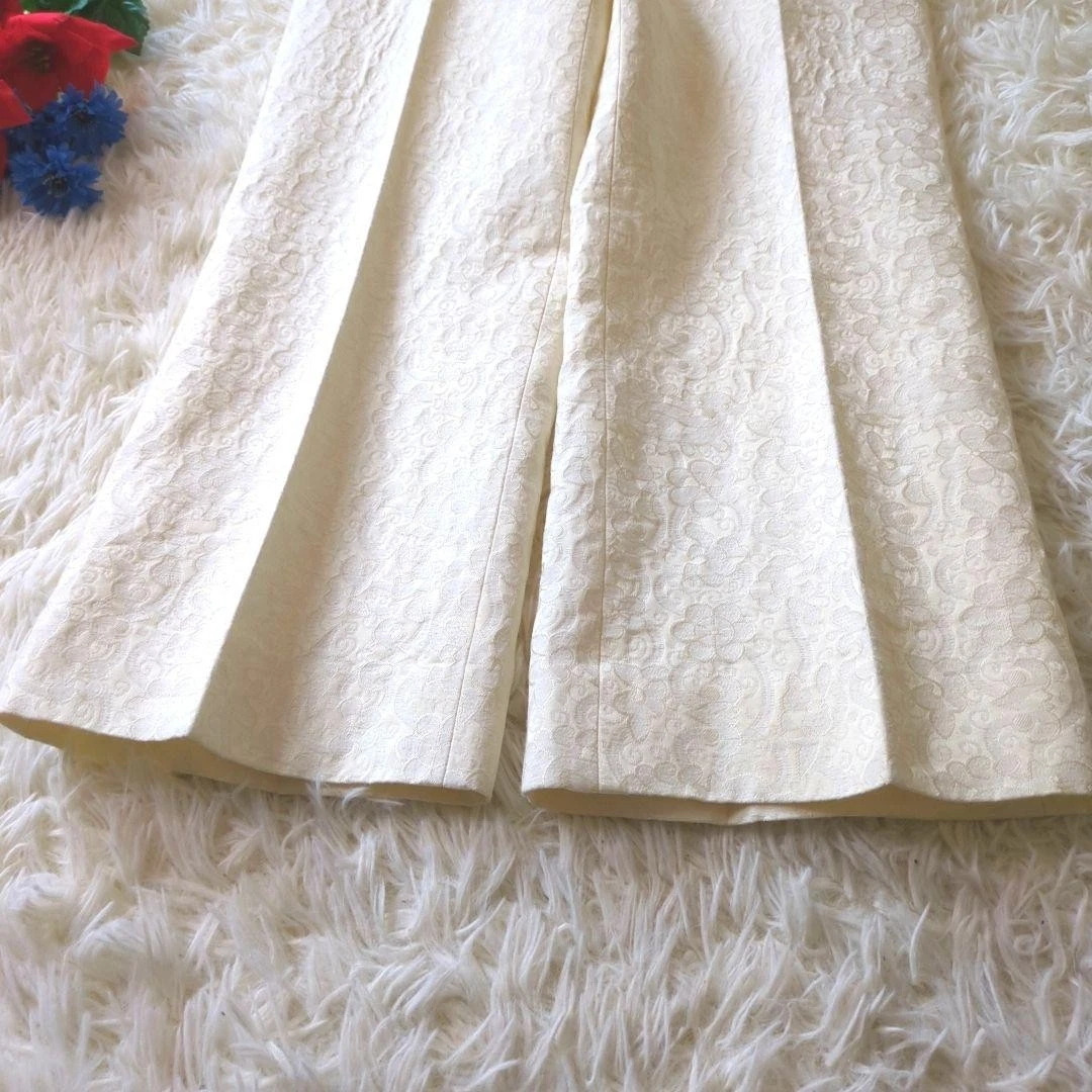 Bellissime condizioni CELINE Phoebe pantaloni cropped motivo floreale ricamo