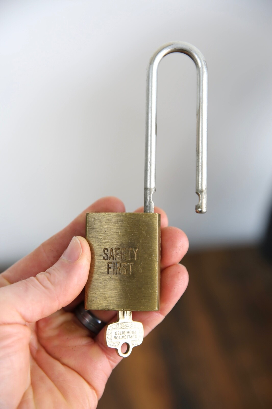 Vintage BEST Brass Padlock Safety First Antique lock w/ key Cabinet Tool box old