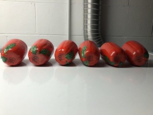 Vintage Tomato Ware Teapot /Salt & Pepper Shakers /6 Tea Cups Made In Japan - Picture 6 of 10