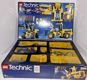 LEGO TECHNIC: Pneumatic Front-End Loader (8464) RETIRED Great Used Condition