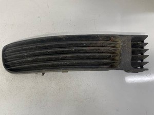 3B0853678A Stoßstangengitter vorne links  Volkswagen Passat DE2540339-64