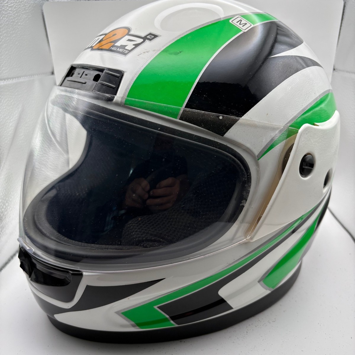 Vintage 1990s era Full Face M2R Motorcycle Helmet-Size M- Green