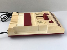 Nintendo Famicom NES Console Boxed RF Switch Manual HVC-001 NTSC-J Tested Japan