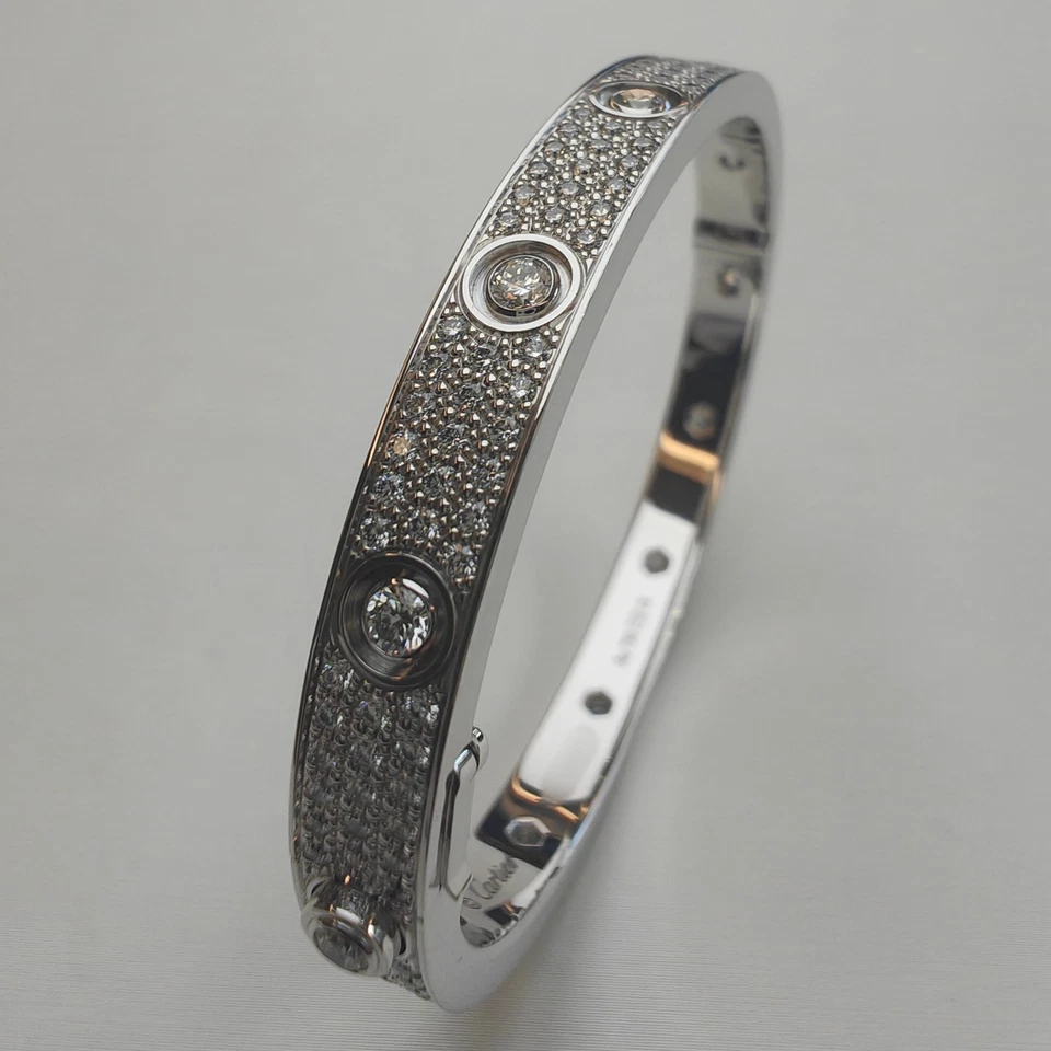 Pulsera Cartier Love Pavimentada con Diamantes Oro Blanco 18K Talla 17 Foto 2 de 4