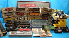 Large 17-LB American Flyer & Marx HO Estate Lot Rolling Stock and Accessories C7