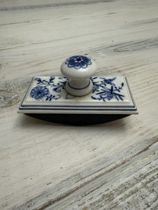 Meissen Porcelain Blotter Blue Onion Pattern Circa 1700 Mint Condition Germany