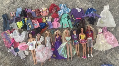 HUGE LOT Barbies Barbie Mattel Fashion Dolls Vintage Modern Shoes Accessories