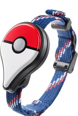BRAND NEW Pokémon GO Plus! - Pokémon auto catcher & recharegable