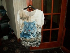 *** 81 MEIJIN ? TAN SNOW LEOPARD/ SEQUINS DETAILED TOP  SIZE 18-24 APPROX***