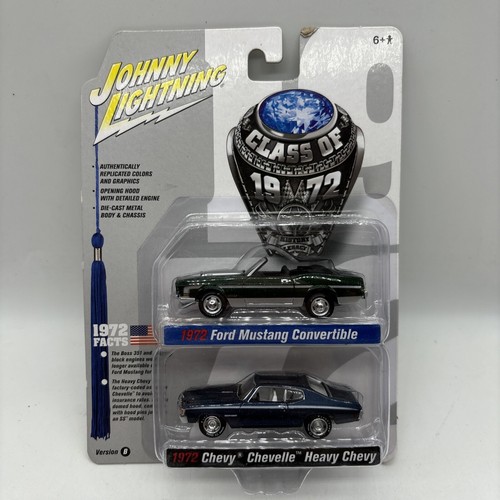 Johnny Lightning 2022 Class of 1972 Mustang / Chevelle #JLPK017 1:64 Scale - Picture 1 of 6