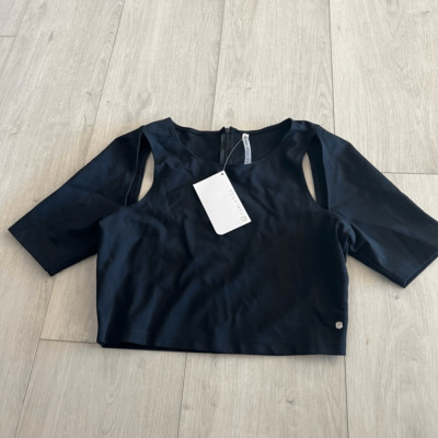 Fabletics Eva Black Midi Crop  size M