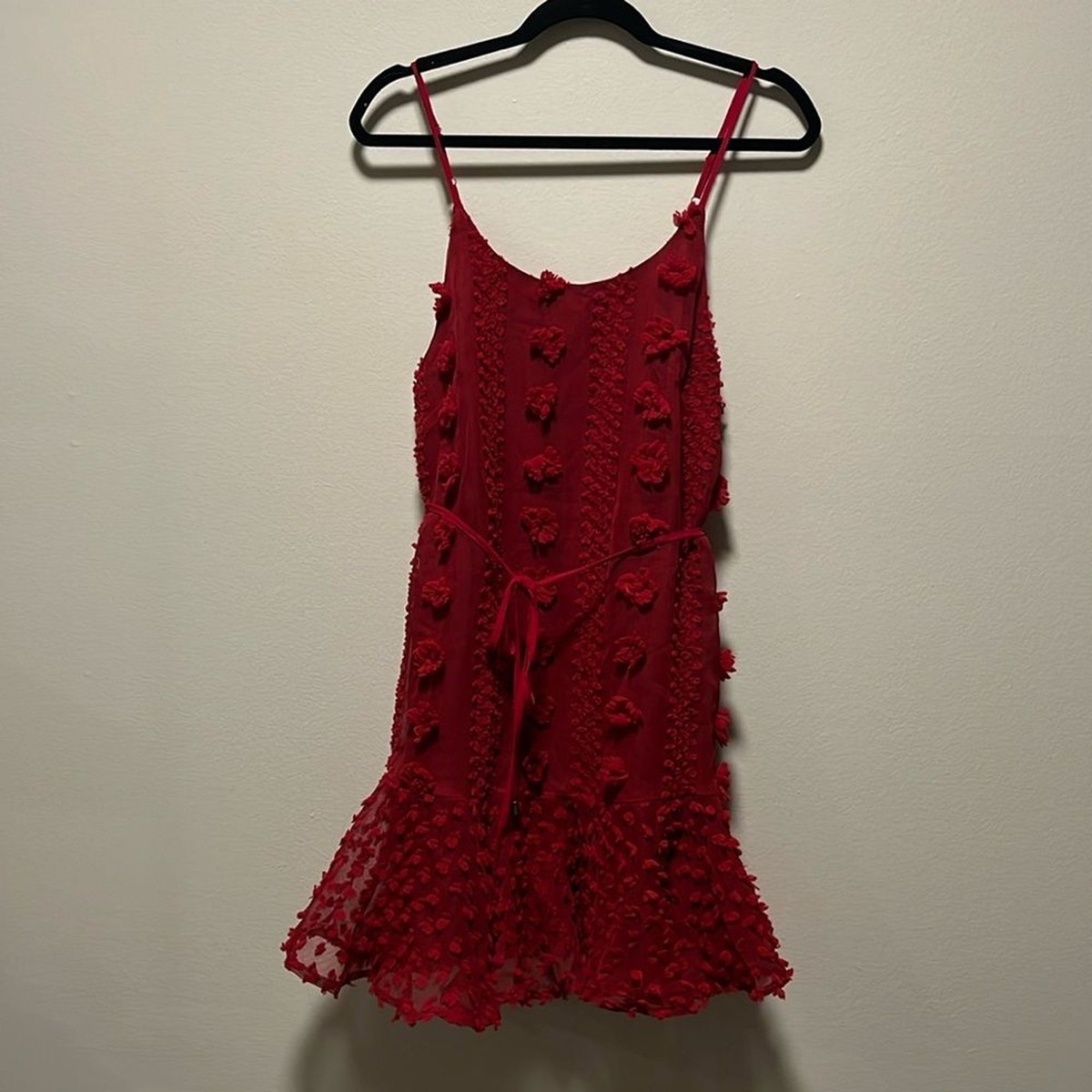 knee length dresses for ladies Meriah Floral Applique Satin Strapless Mini Dress main image 1