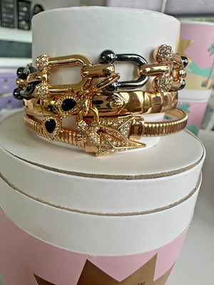 BLINDED BY SPARKLE: Bomb Party Sunglasses Gold Summer Stacks 2026 ST88138