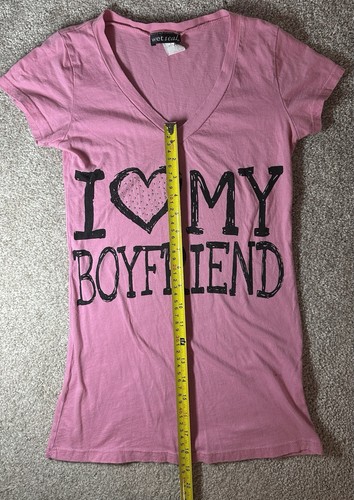 100% Cotton I Love My Boyfriend Pink T Shirt Rhinestones Size Small Juniors - Picture 5 of 6